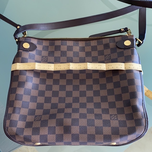 Louis Vuitton Crossbody - Picture 10 of 13